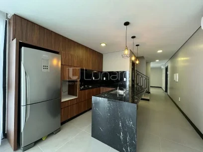 Apartamento Duplex com 3 Suítes