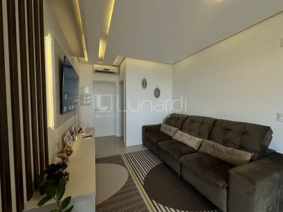Foto Apartamento com 2 Dormitórios