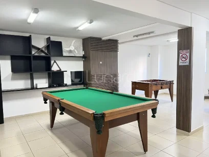 Foto Apartamento com 2 Dormitórios