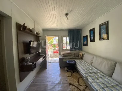 Foto Casa com 3 Dormitórios