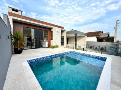 Foto Casa com 3 Suítes