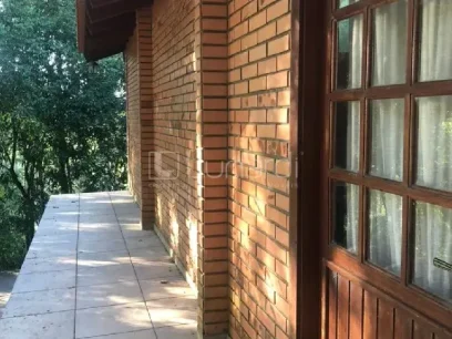 Foto Casa com 3 Dormitórios
