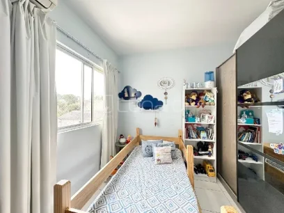 Foto Apartamento com 2 Dormitórios