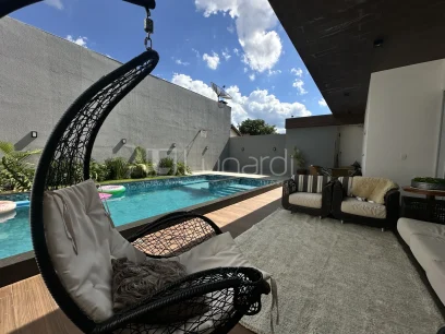Foto Casa com 4 Suítes