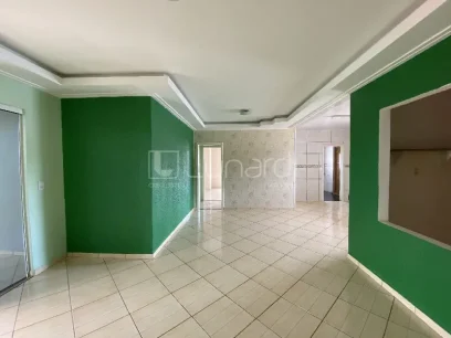 Foto Casa com 2 Dormitórios