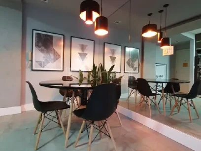 Foto Apartamento com 2 Dormitórios