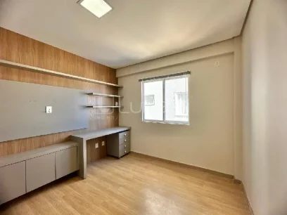 Foto Apartamento com 3 Dormitórios