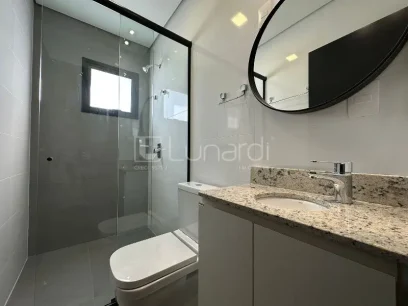 Foto Apartamento Duplex com 3 Suítes