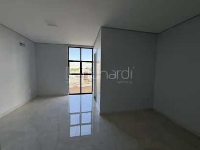 Foto Sobrado com 3 Dormitórios