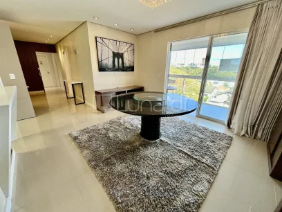 Foto Apartamento com 3 Dormitórios
