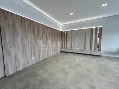 Foto Casa com 3 Suítes