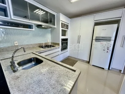 Foto Apartamento com 3 Dormitórios