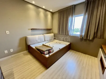 Foto Apartamento com 3 Dormitórios