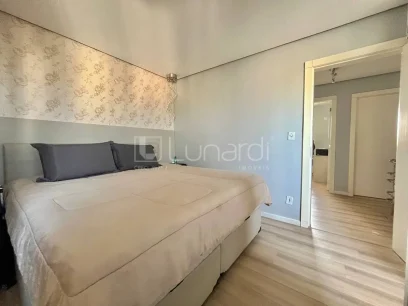Foto Apartamento com 3 Dormitórios