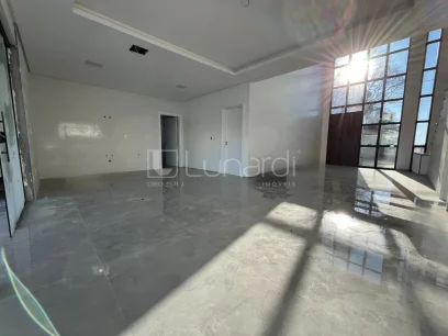 Foto Casa com 3 Dormitórios