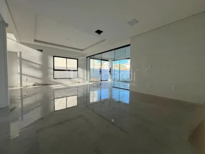 Foto Casa com 3 Dormitórios