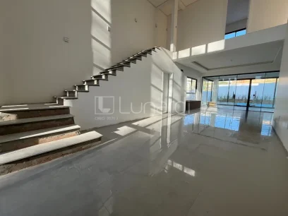 Foto Casa com 3 Dormitórios