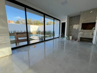Foto Casa com 3 Dormitórios