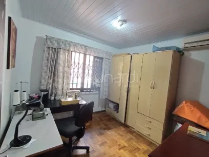 Foto Casa com 3 Dormitórios