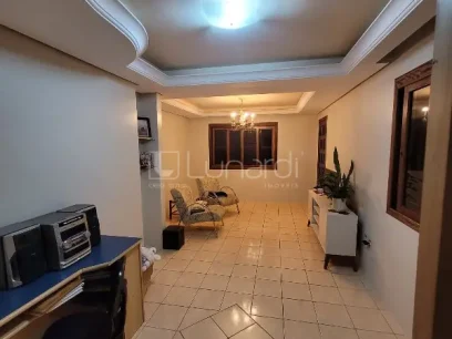 Foto Casa com 3 Dormitórios