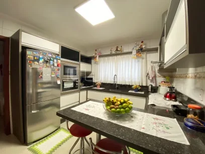 Foto Casa com 3 Suítes