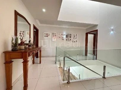 Foto Casa com 3 Dormitórios