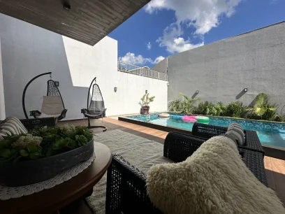 Foto Casa com 4 Suítes