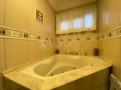 Foto Casa com 3 Suítes