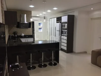 Foto Casa com 5 Dormitórios