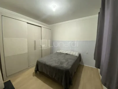 Foto Apartamento com 2 Dormitórios