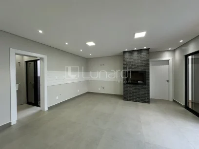 Foto Casa com 3 Dormitórios