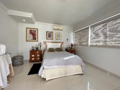Foto Casa com 3 Dormitórios