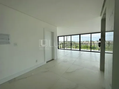 Foto Casa com 3 Suítes