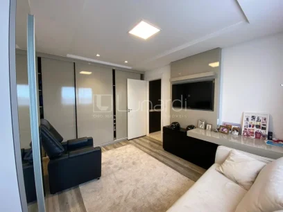 Foto Apartamento com 2 Dormitórios