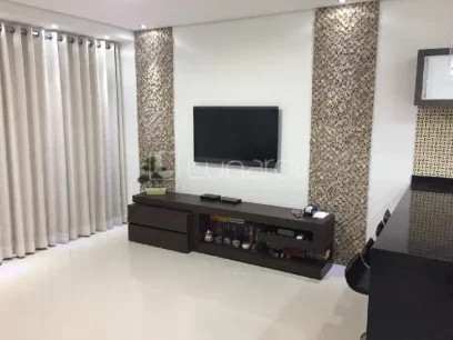 Foto Casa com 5 Dormitórios
