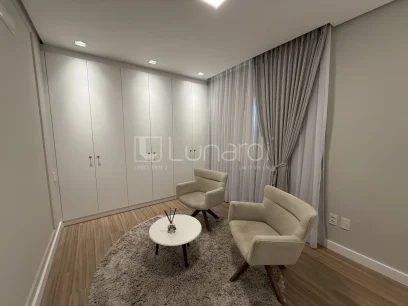 Foto Apartamento com 2 Dormitórios