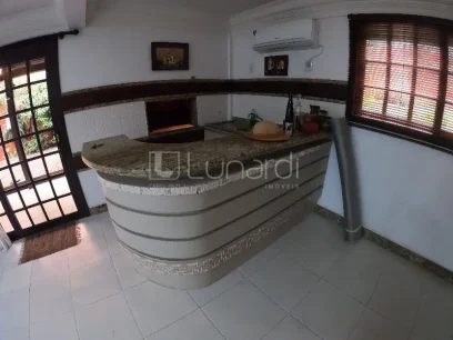 Foto Casa com 3 Dormitórios