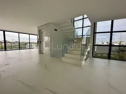 Foto Casa com 3 Suítes