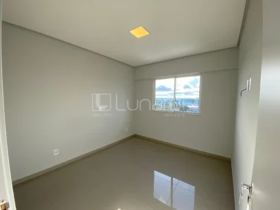 Foto Apartamento com 2 Dormitórios