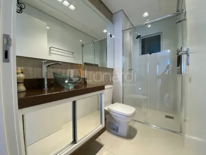 Foto Apartamento com 2 Dormitórios