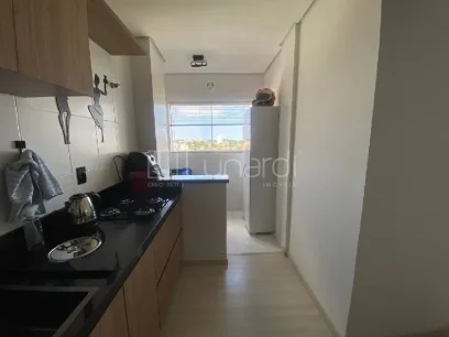 Foto Apartamento com 2 Dormitórios