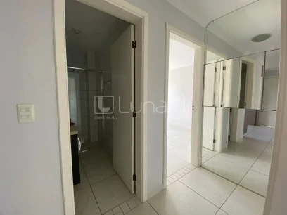 Foto Apartamento com 2 Dormitórios