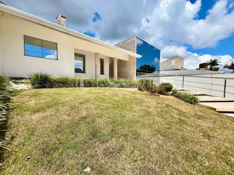 Casa com 3 Suítes