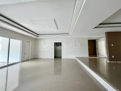 Foto Casa com 3 Suítes