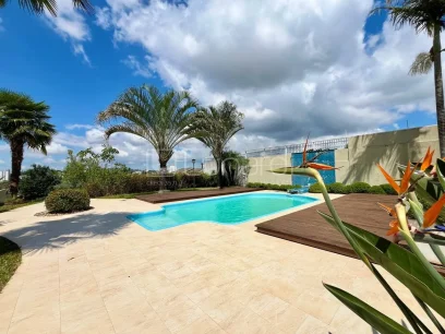 Foto Casa com 3 Suítes