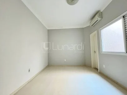 Foto Casa com 3 Suítes
