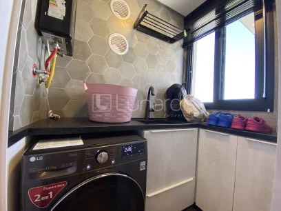 Foto Apartamento com 2 Dormitórios