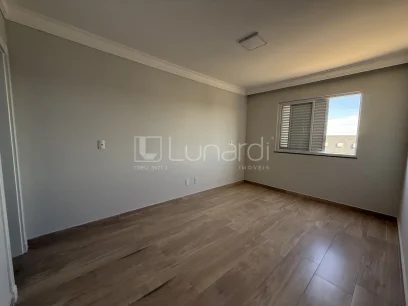 Foto Apartamento com 3 Dormitórios