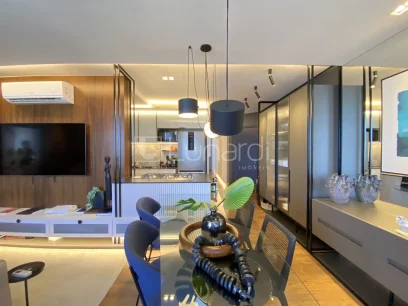 Foto Apartamento com 2 Dormitórios