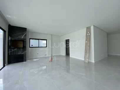 Foto Casa com 3 Suítes